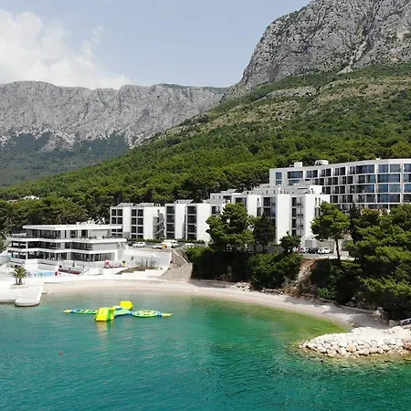 فندق Morenia 4*