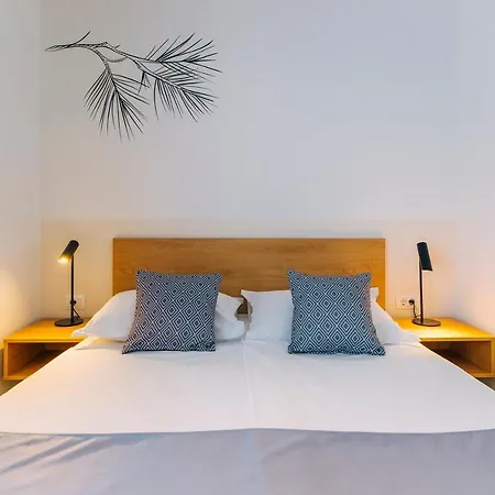 فندق Morenia 4*
