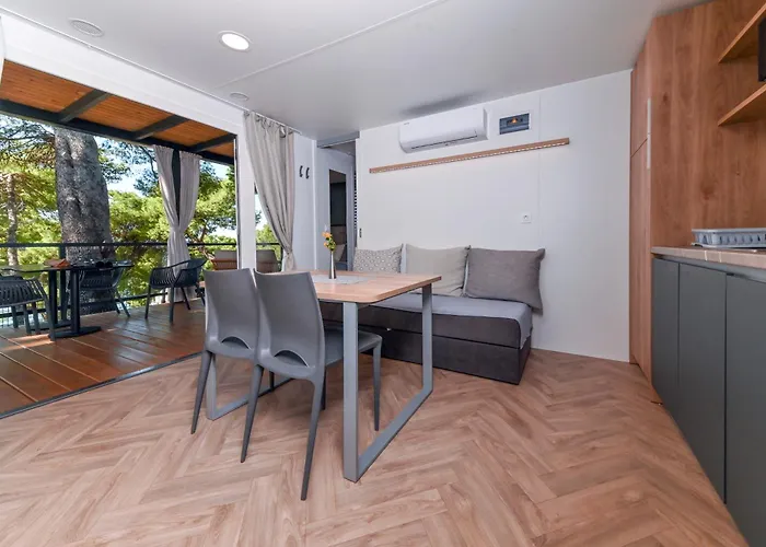 Hotel Morenia Podaca